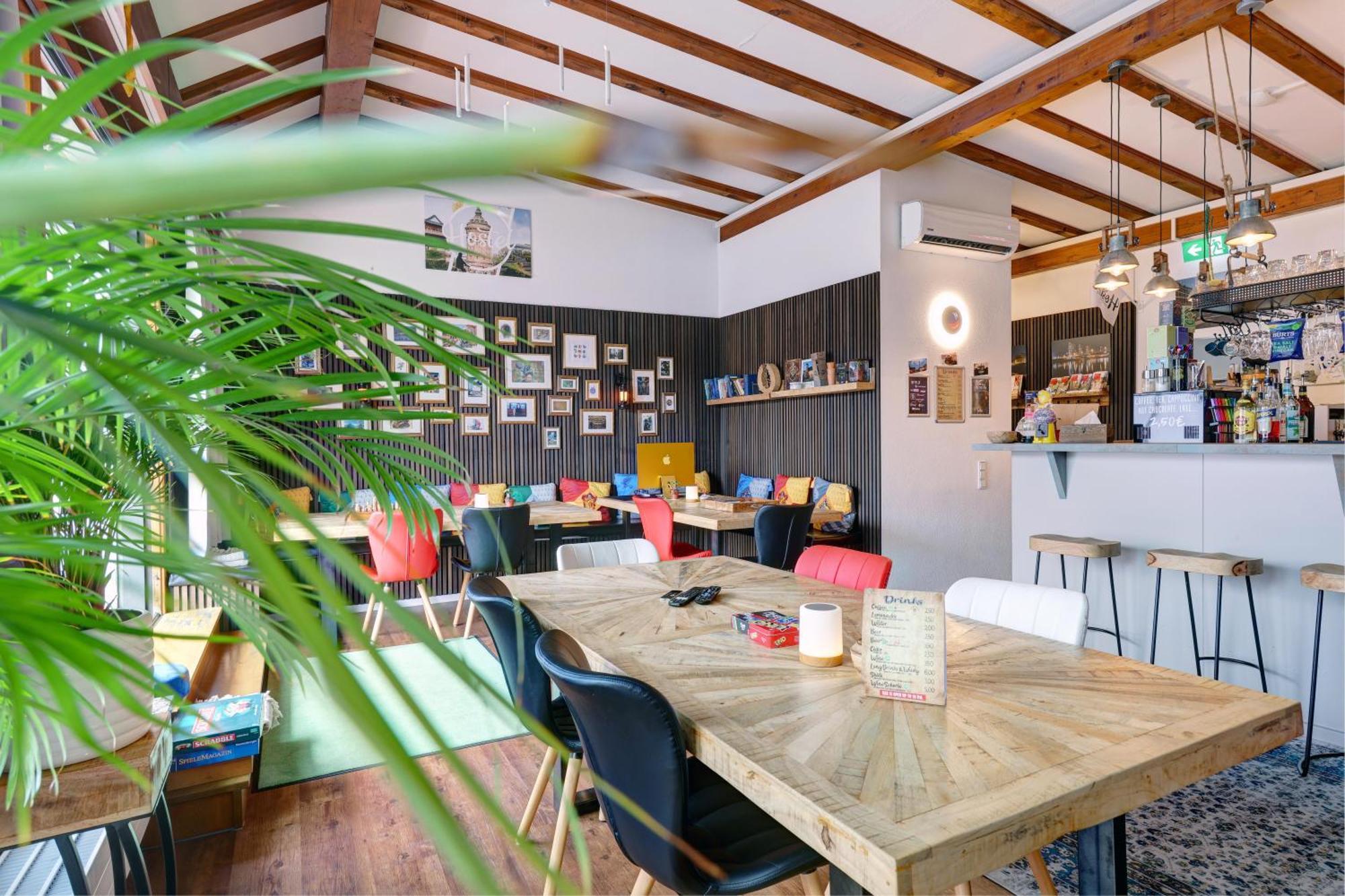 Hostel มานไฮม์ ภายนอก รูปภาพ The interior of the restaurant